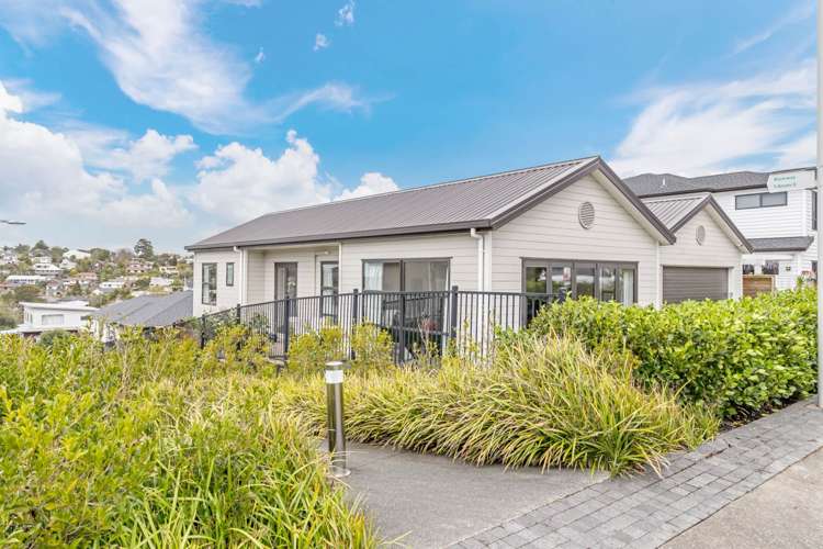16 Westerley Place Long Bay_1