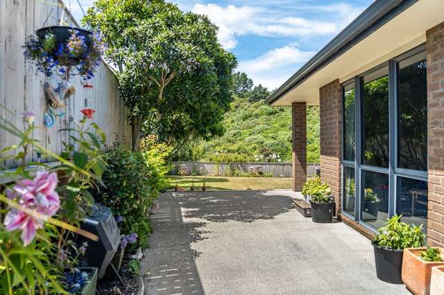 14 Tararua Close Aotea_4