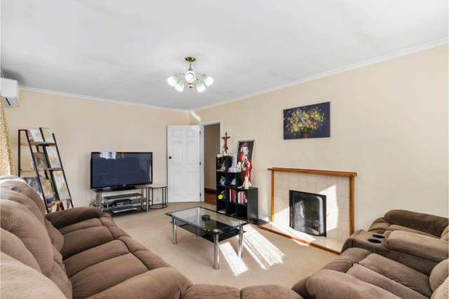 35 Waipapa Crescent Otara_2