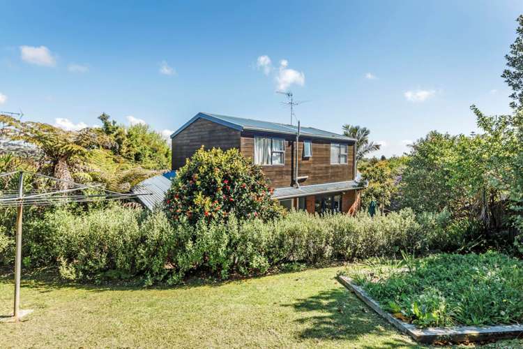 20 Holt Avenue Torbay_18