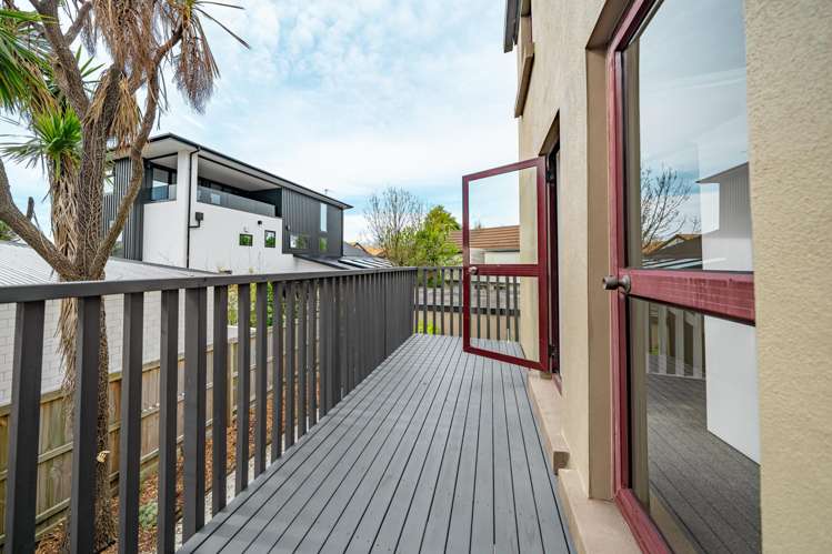 4/16 Derby Street Saint Albans_19