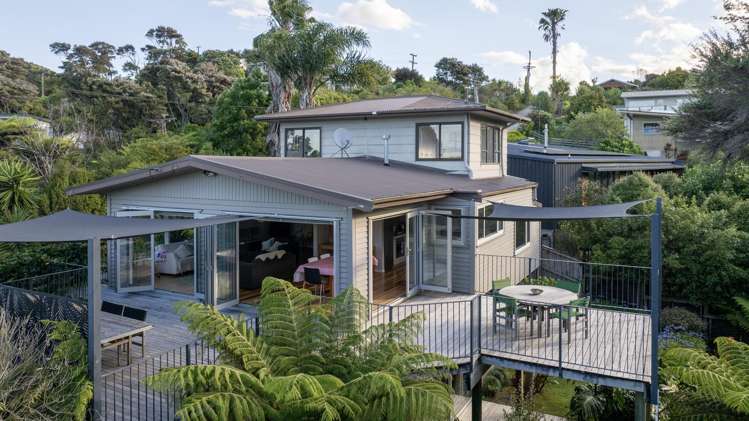 100b Greenslade Road Raglan_1