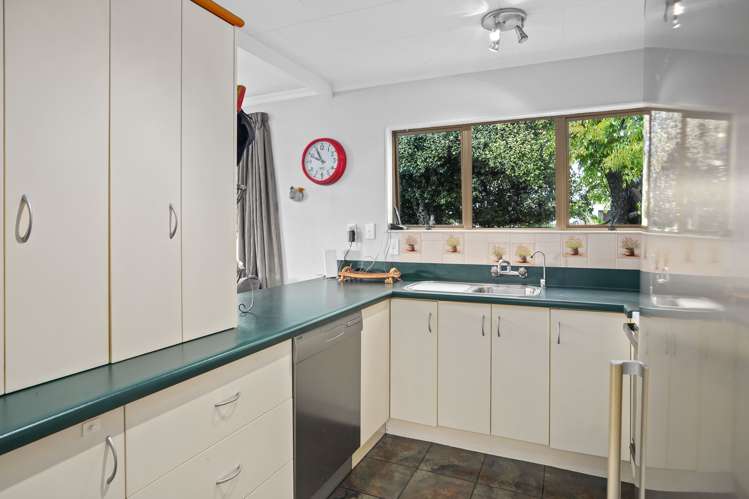 16 Newman Avenue Brightwater_4