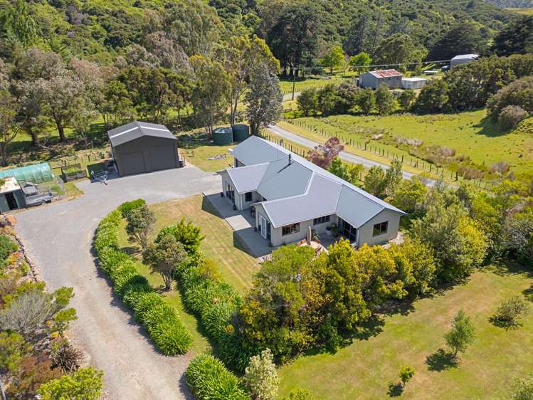 5523 Masterton Castlepoint Rd Masterton_21