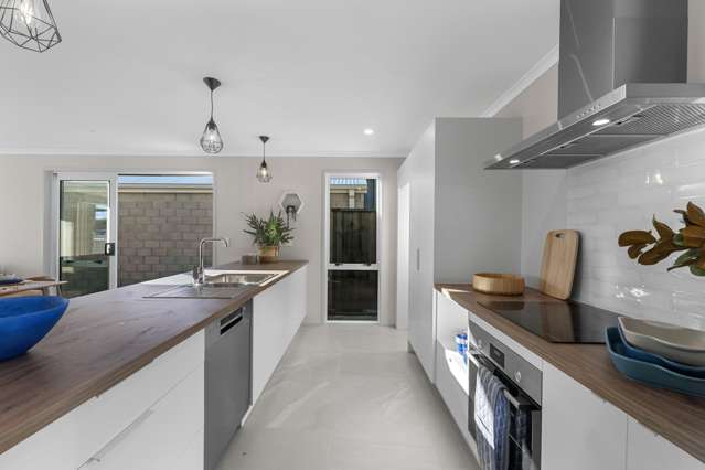 5 Piwaiwaka Lane Ramarama_4