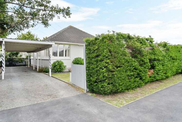 15 Robin Street Burwood_23