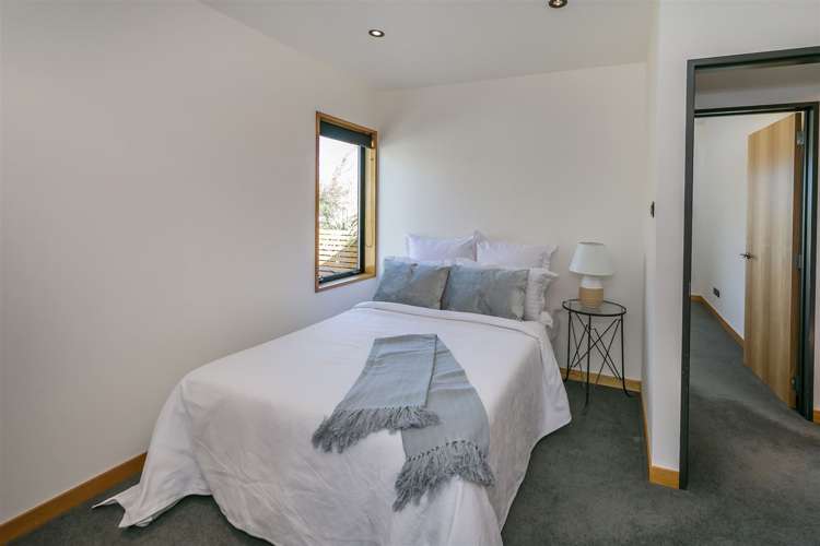 6 Watlings Place Kennedys Bush_21