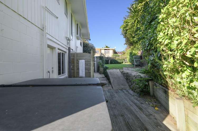 36 Eaton Crescent Matua_21
