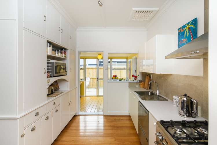 9 Ngaio Street West End_4