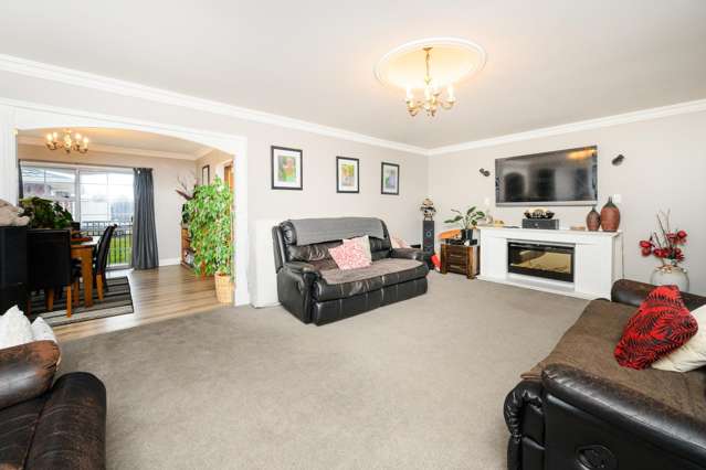 6 Grange Place Milson_1