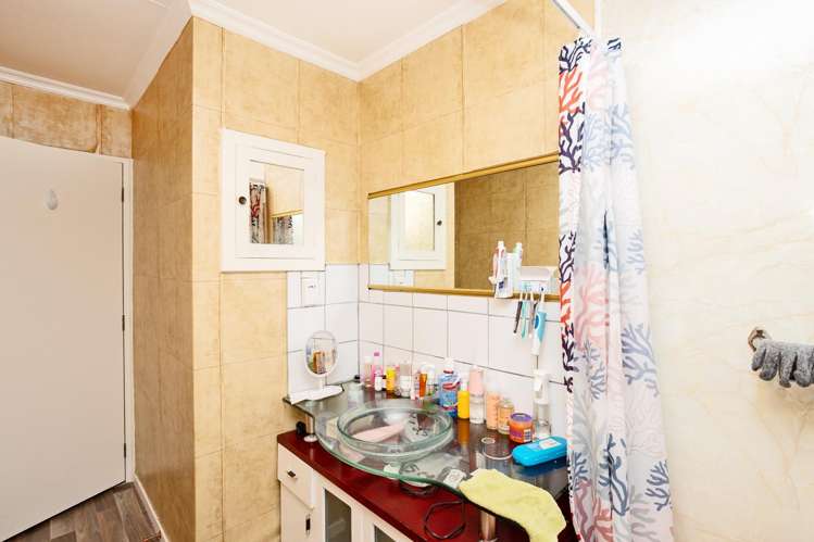 Room 2 Unit 3/172 Forth Street 10549_12