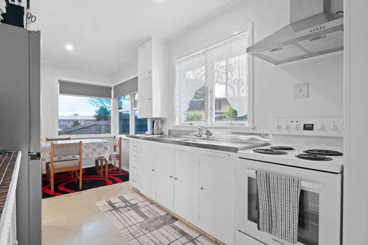 53 Collins Road_5