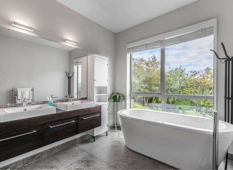 75 Whitford Park Road Whitford_23