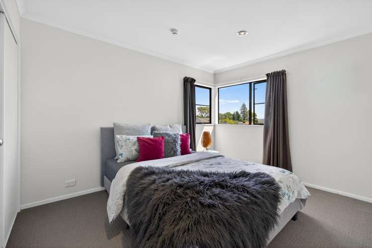 17 Ashdonleigh Grove Stoke_39