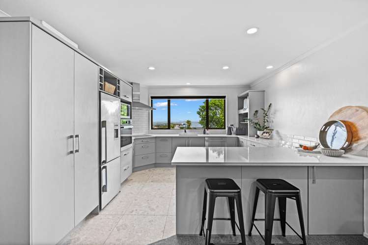 23 Pebble Beach Boulevard Kamo_1