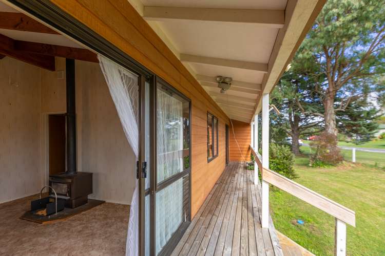 14 Lake Street Takapau_14