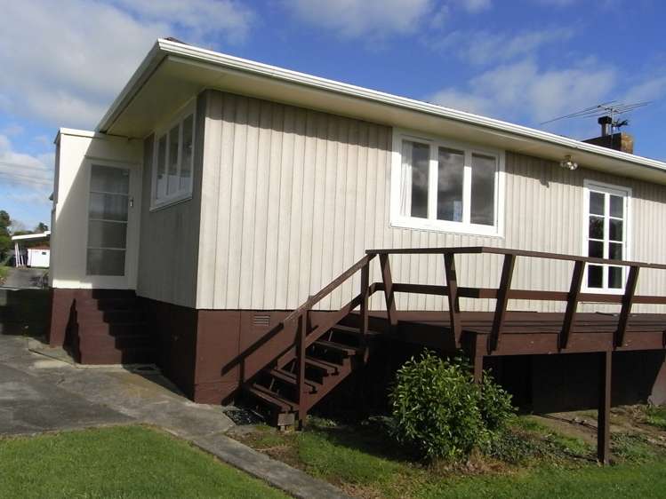 19 Maui Pomare Street Blockhouse Bay_1