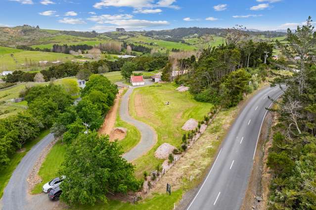 Lush landscape - spacious lot