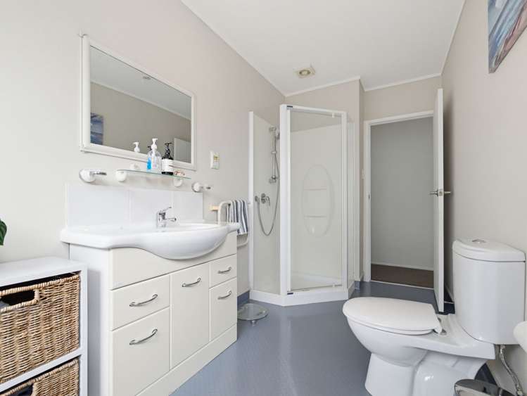 21 Sylvan Valley Avenue Titirangi_25