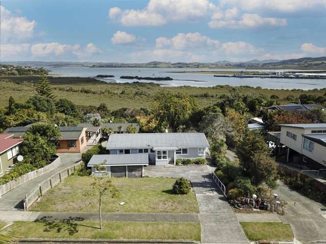 68 West View Crescent Onerahi_1