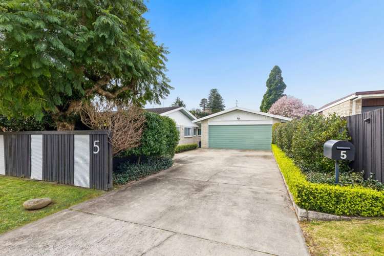5 Parkvale Road Otumoetai_0