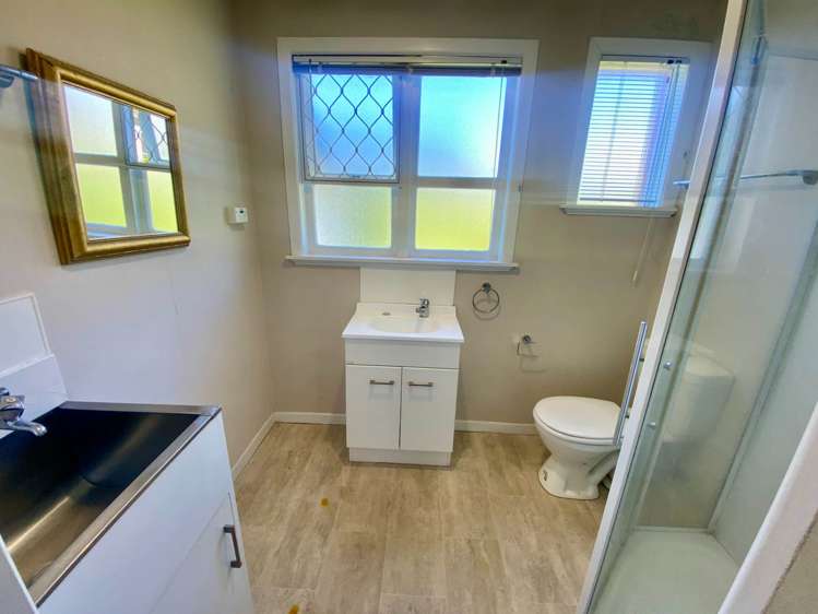 2/5 Terry Street Blockhouse Bay_4