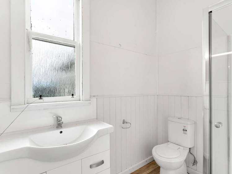 12 Roy Street Strathern_16