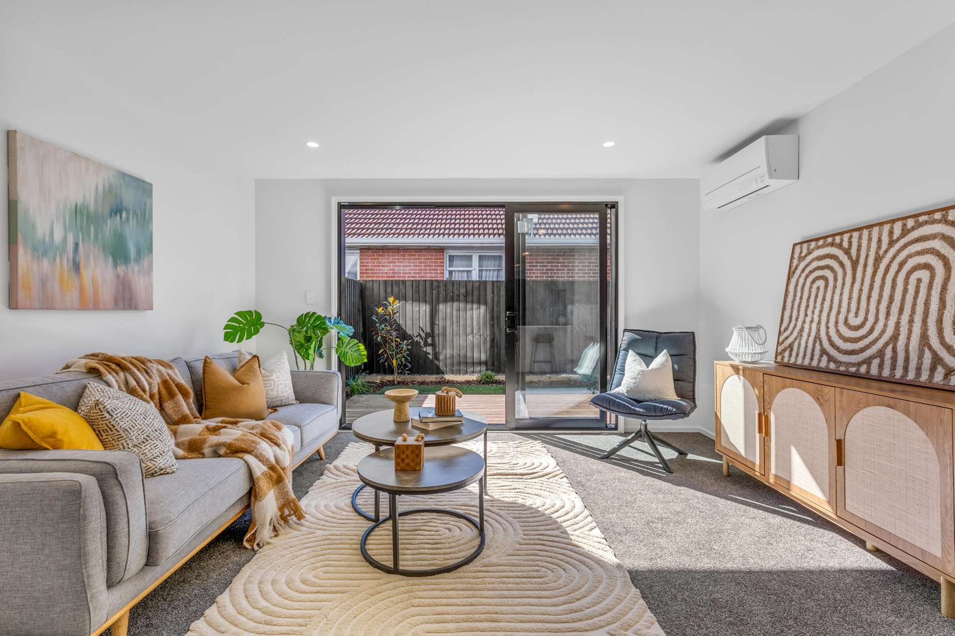 Units 1 -5/6 Ngata Place Hornby_0