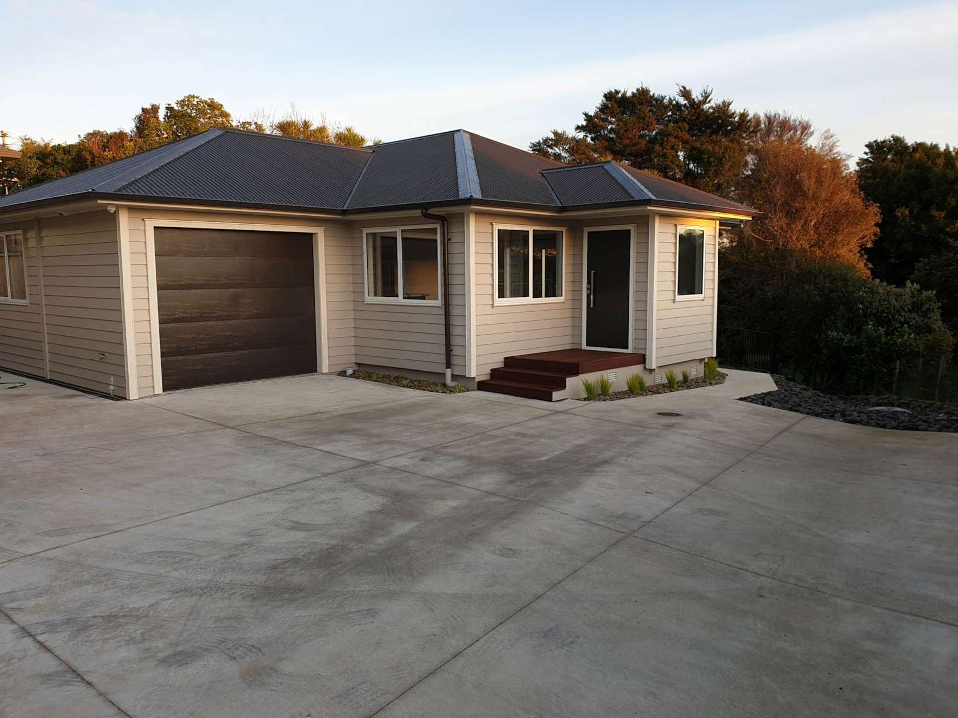 32C Gledstane Road Stanmore Bay_0