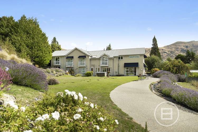 24 Tenby Street Wanaka_5