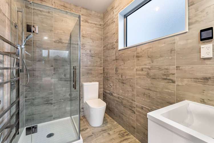 58 Colonial Drive Silverdale_20