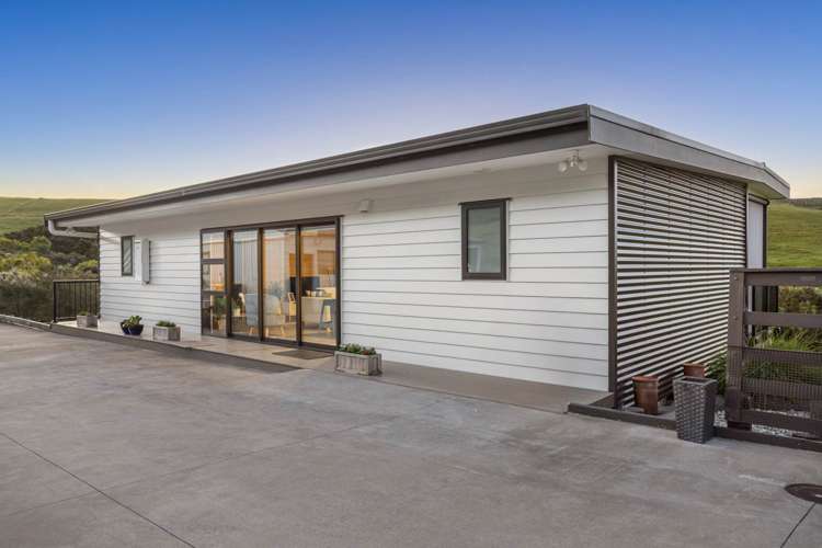 240 Oyster Point Road_3