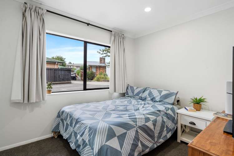 55 Coopers Road Gate Pa_15