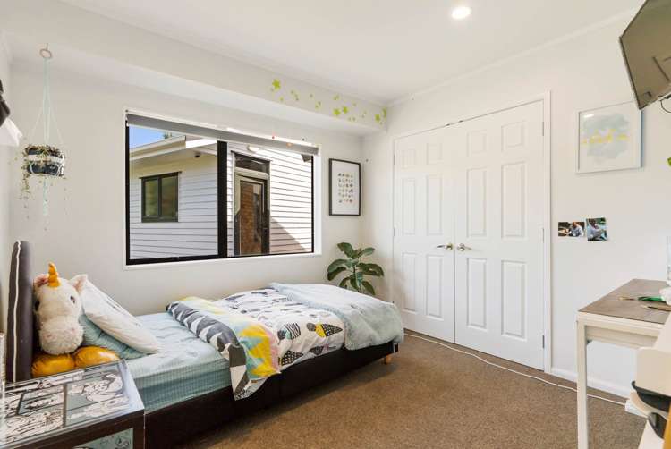 1162 East Coast Road Whakatiwai_13