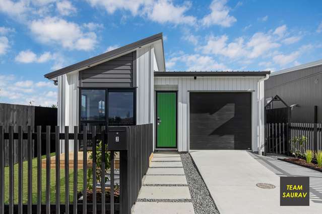 Low-Maintenance Luxury in a Vibrant Community