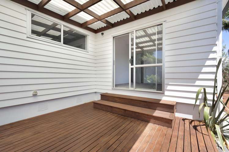 37a Doment Crescent Orewa_22