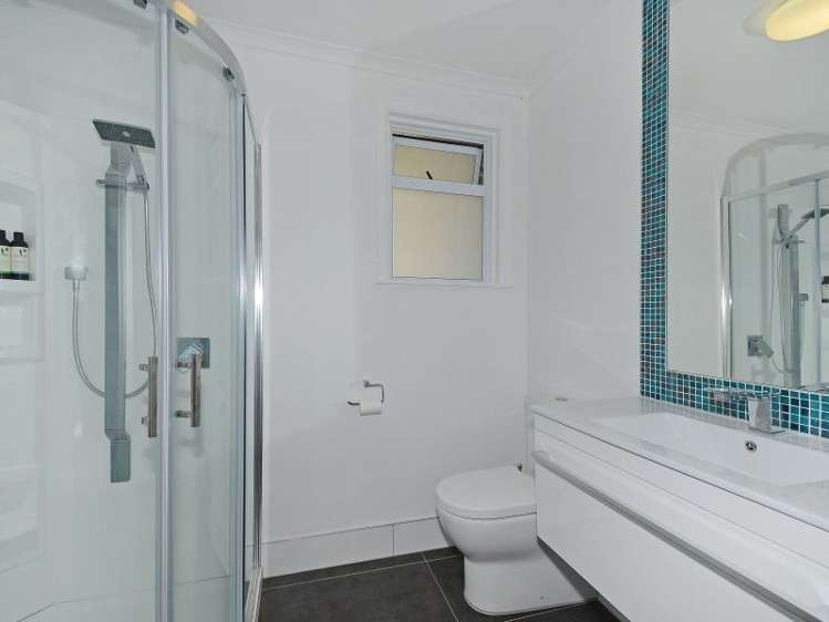 5 Winchester Avenue Pinehaven_12