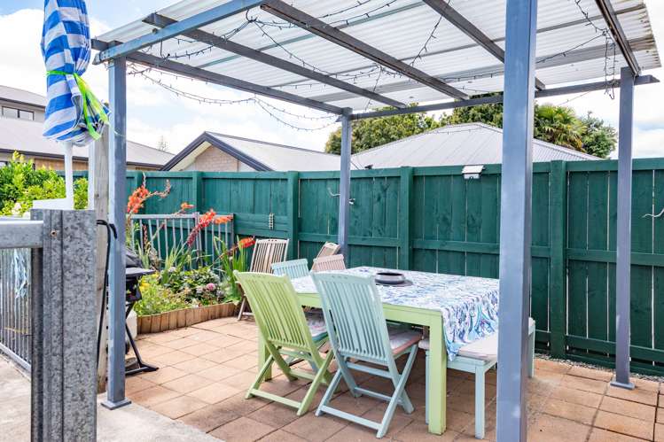 9 Matthews Crescent Melville_16