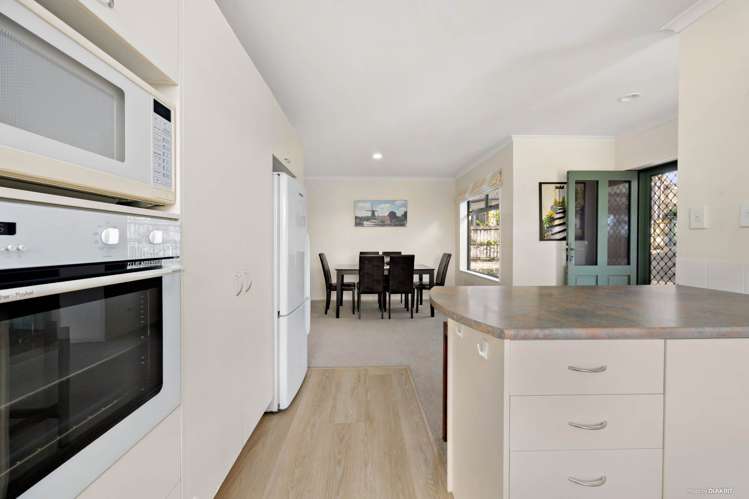 3 Grand Drive Orewa_11