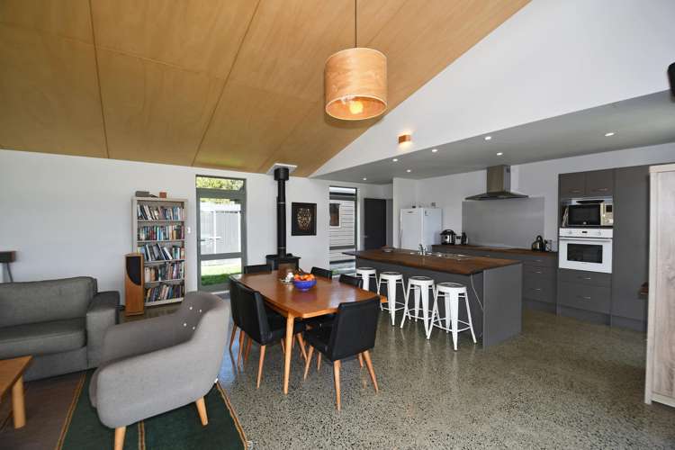 107 Jumna Road Maungaturoto_9