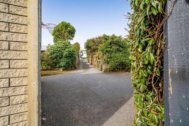 1138 South Road Oakura_29