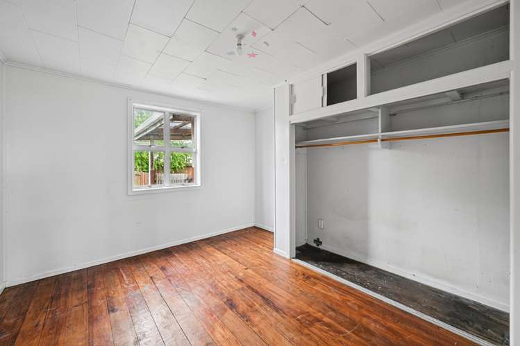 149 Clayton Road Mangakakahi_10