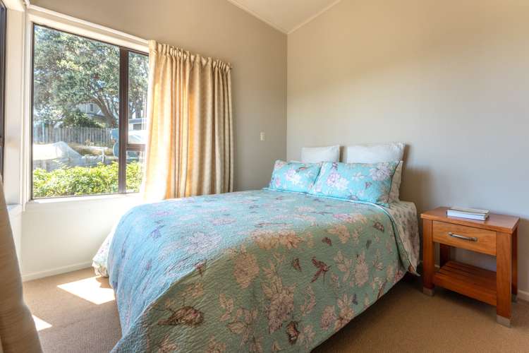 2 Bryan Road Surfdale_12