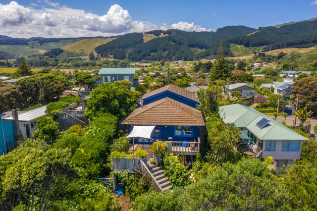 145 Wellington Road Paekakariki_4