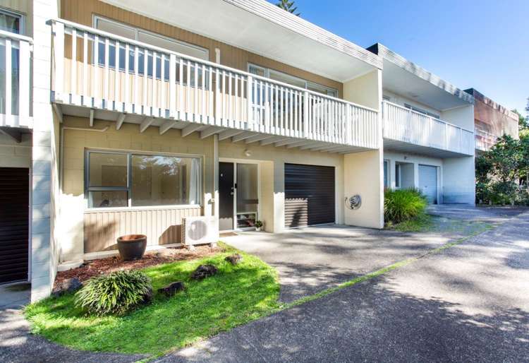 2/72 Cockayne Crescent Sunnynook_1