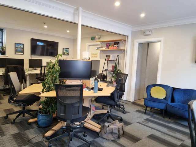 232 Oriental Parade Oriental Bay_3