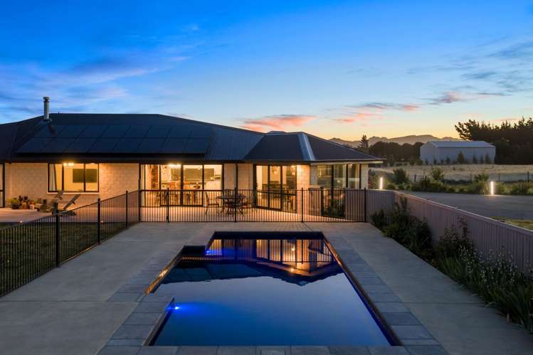 37 Ocean View Crescent_1