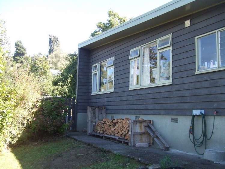 56 Kaka Road Taihape and Surrounds_13