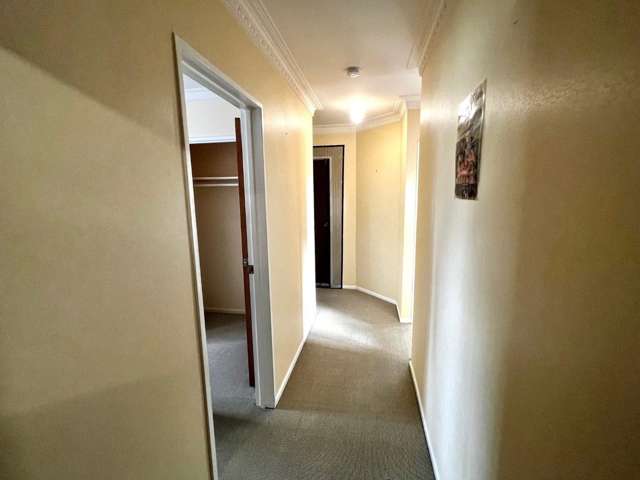  15 Tabak Crescent Takaro_3