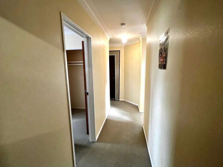  15 Tabak Crescent Takaro_3